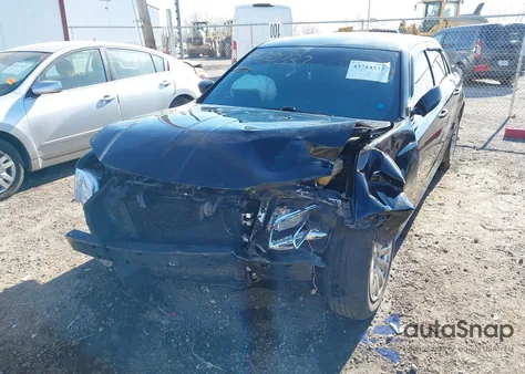 2014 Chrysler 300 z USA, uszkodzony, nr VIN 2C3CCAAGXEH355285
